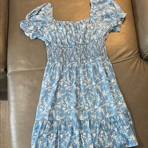 Blue Floral Women’s Dress, size S. EUC.